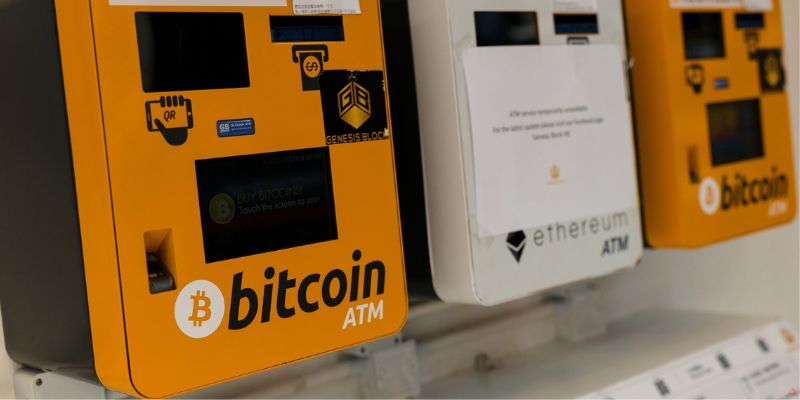 Cách bán bitcoin thông qua máy rút tiền